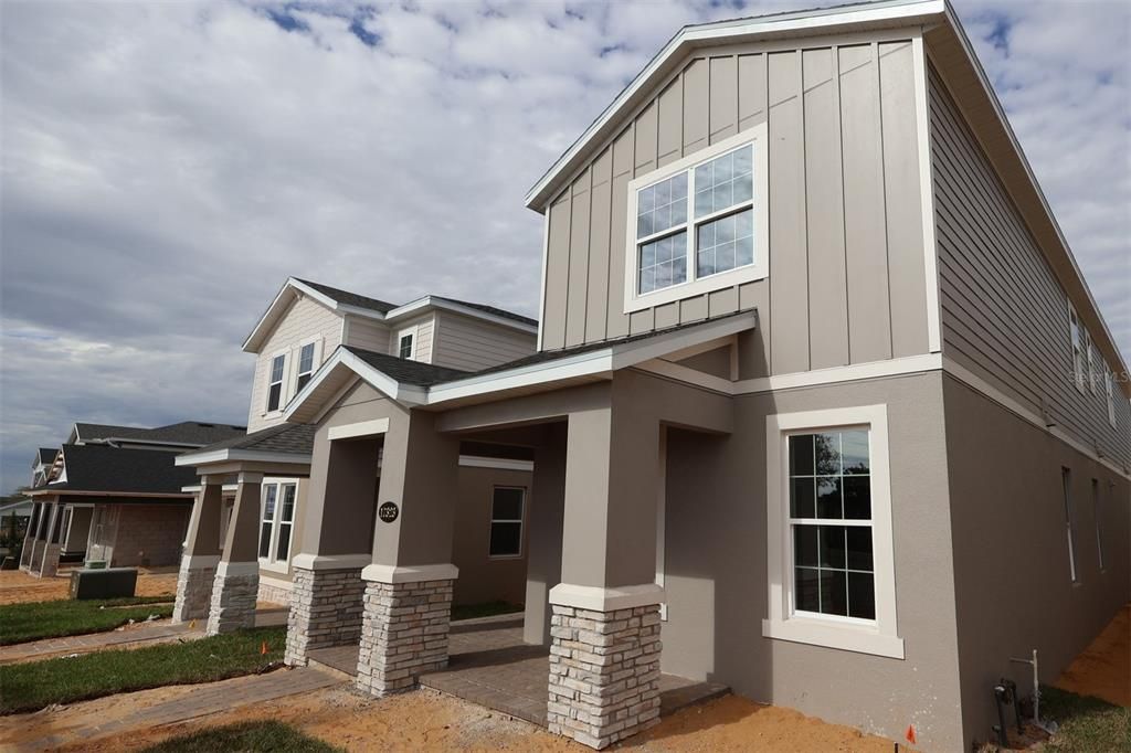 Active With Contract: $659,900 (4 beds, 3 baths, 2780 Square Feet)