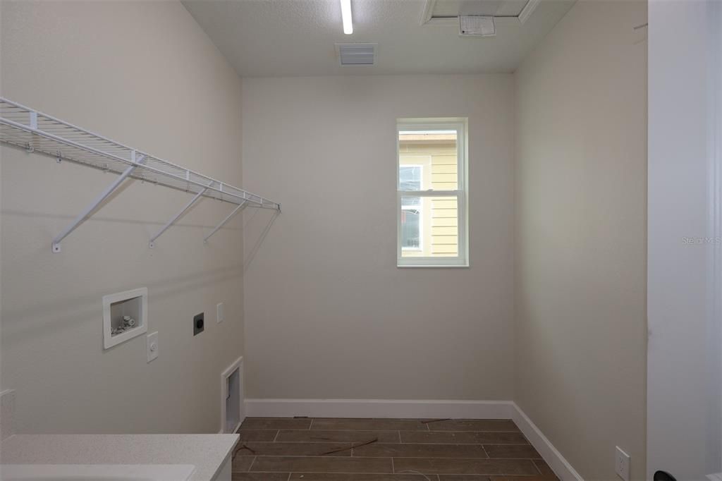 Active With Contract: $659,900 (4 beds, 3 baths, 2780 Square Feet)