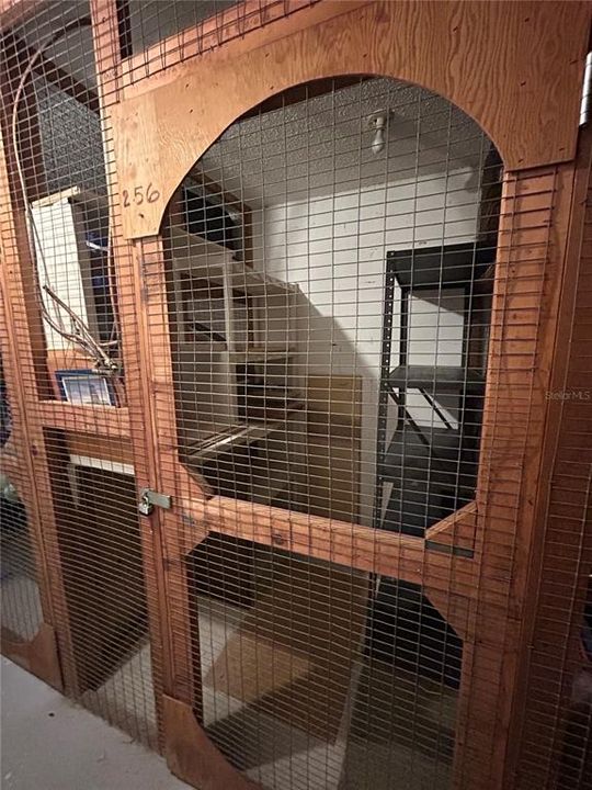 Active With Contract: $115,000 (2 beds, 2 baths, 906 Square Feet)