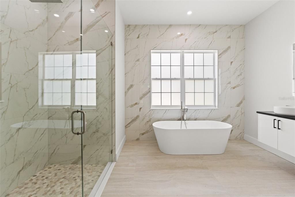 На продажу: $839,000 (3 спален, 3 ванн, 2663 Квадратных фут)