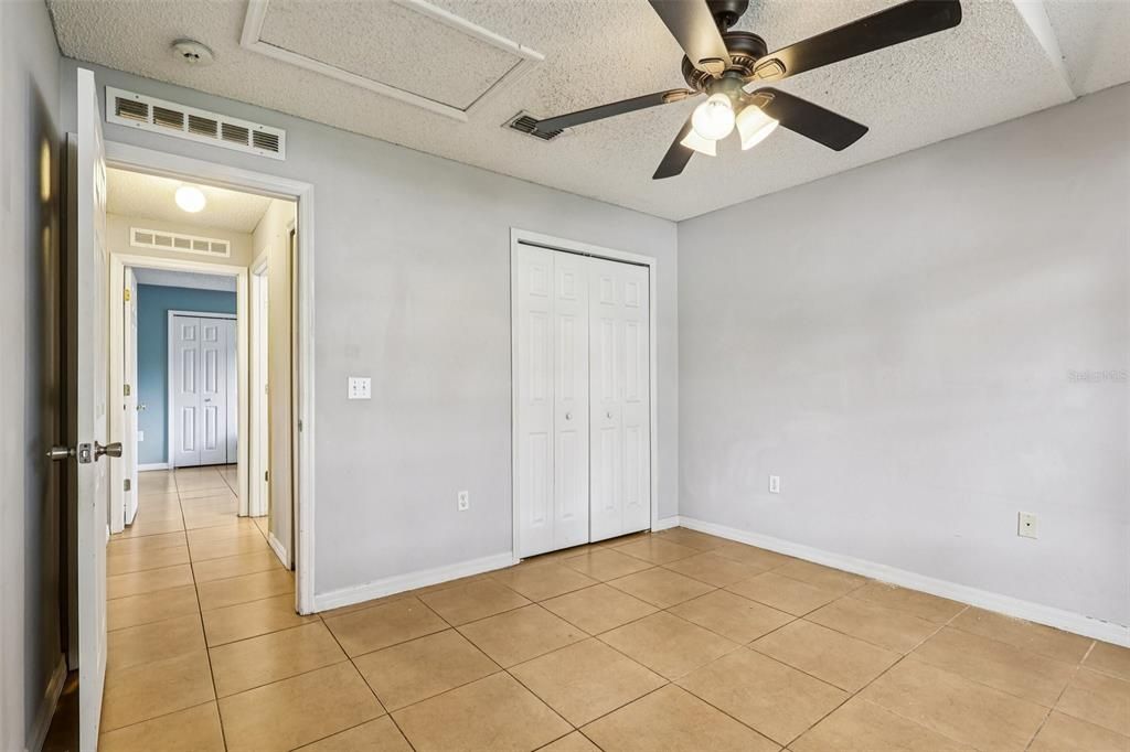 待售: $415,000 (3 贝兹, 2 浴室, 1612 平方英尺)