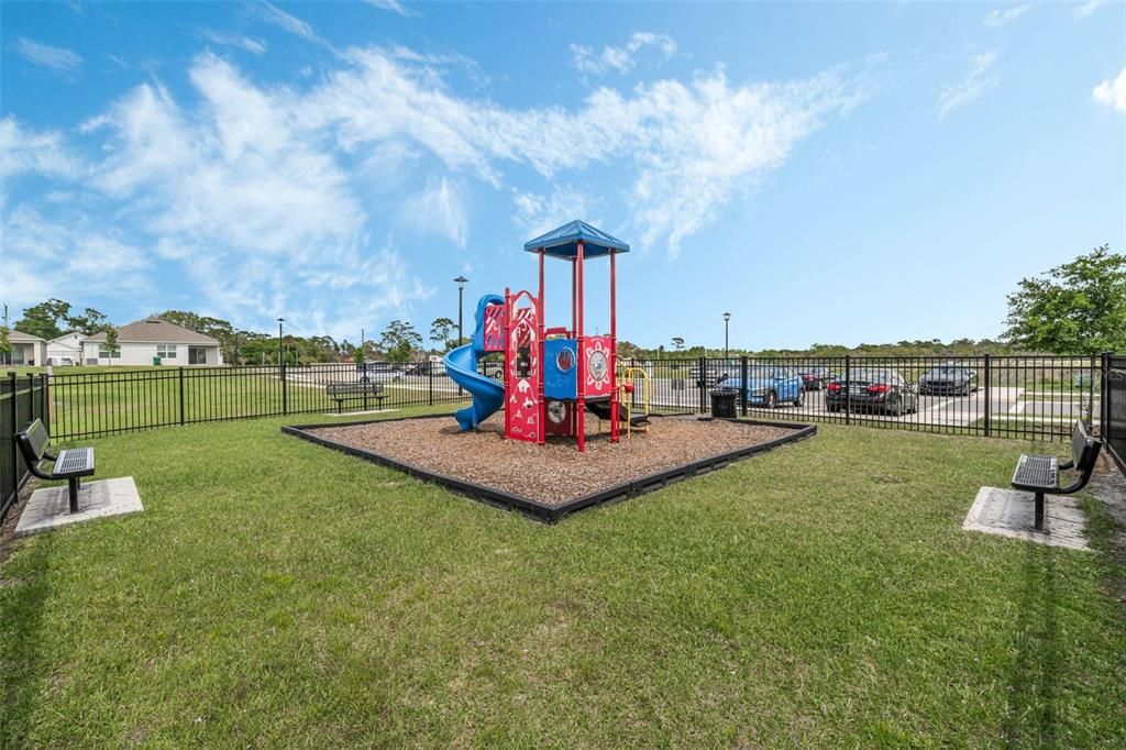 En Venta: $320,000 (3 camas, 2 baños, 1649 Pies cuadrados)