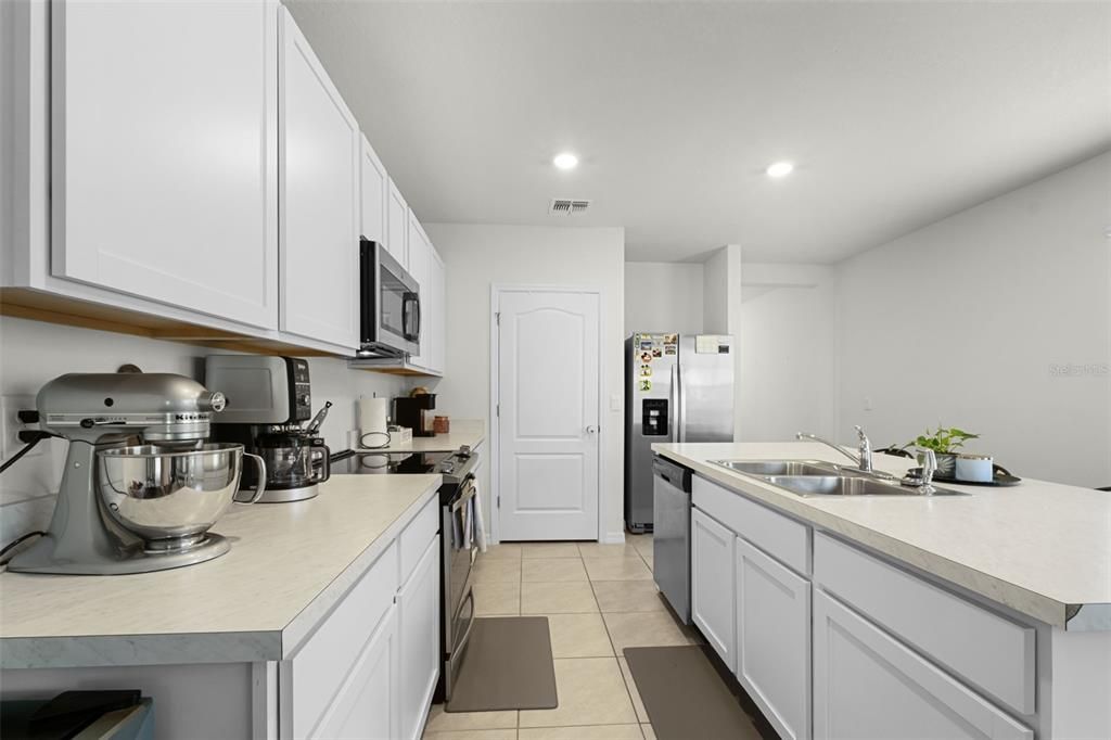 En Venta: $320,000 (3 camas, 2 baños, 1649 Pies cuadrados)