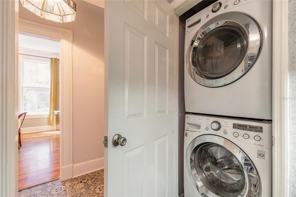 En Venta: $650,000 (6 camas, 0 baños, 2878 Pies cuadrados)