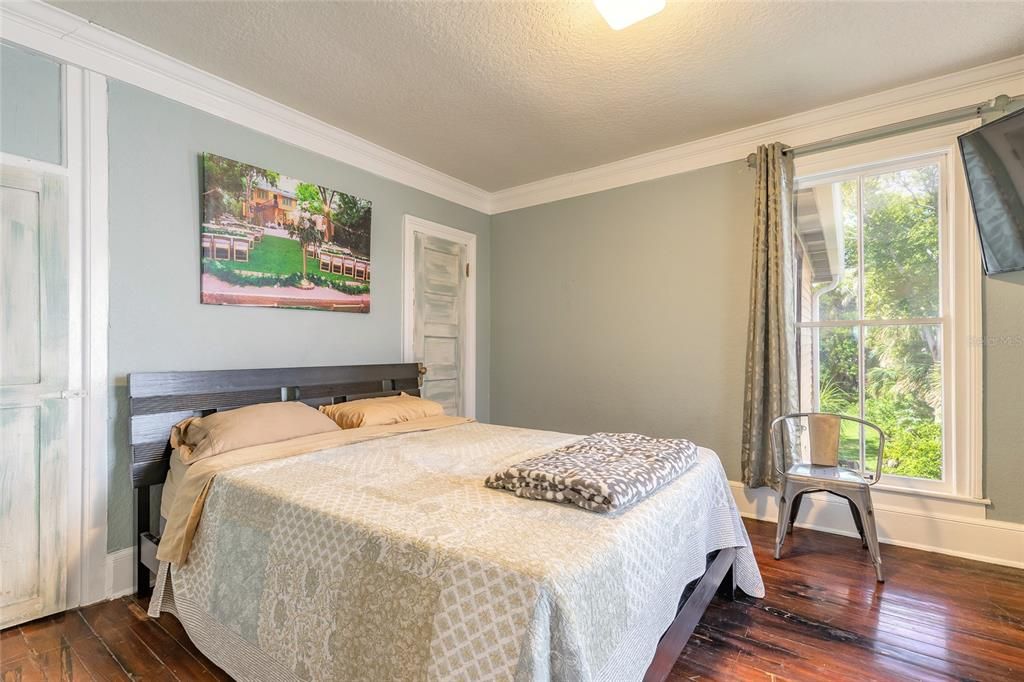 En Venta: $650,000 (6 camas, 0 baños, 2878 Pies cuadrados)