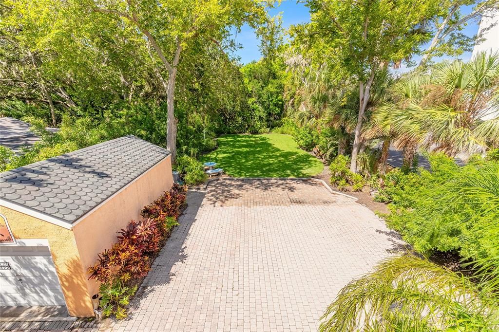 En Venta: $650,000 (6 camas, 0 baños, 2878 Pies cuadrados)