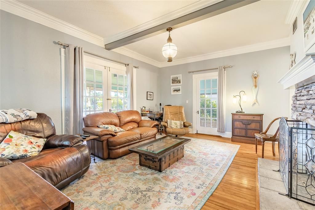 En Venta: $650,000 (6 camas, 0 baños, 2878 Pies cuadrados)