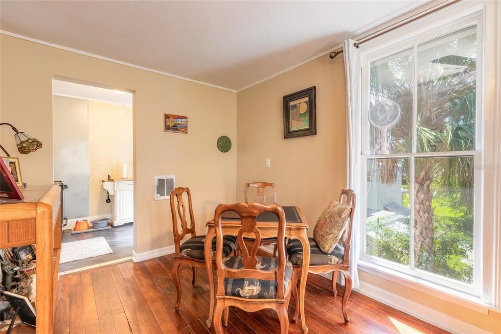 En Venta: $650,000 (6 camas, 0 baños, 2878 Pies cuadrados)