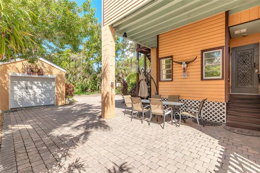 En Venta: $650,000 (6 camas, 0 baños, 2878 Pies cuadrados)