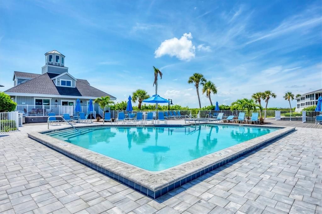 出租: $13,000 (2 贝兹, 2 浴室, 1248 平方英尺)