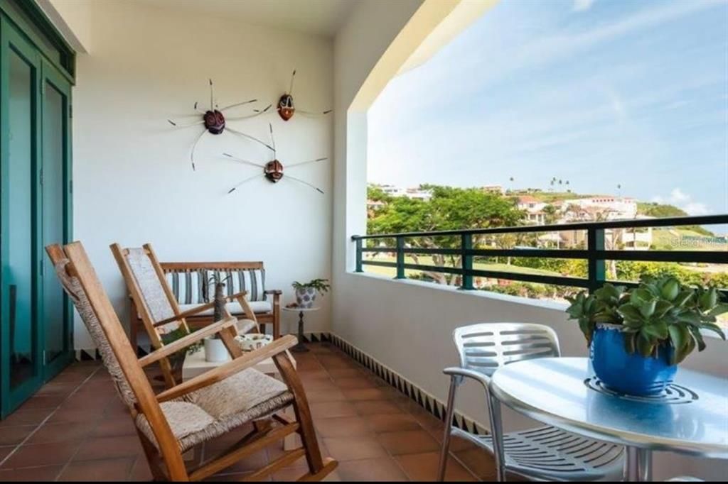 For Rent: $3,500 (2 beds, 2 baths, 1600 Square Feet)