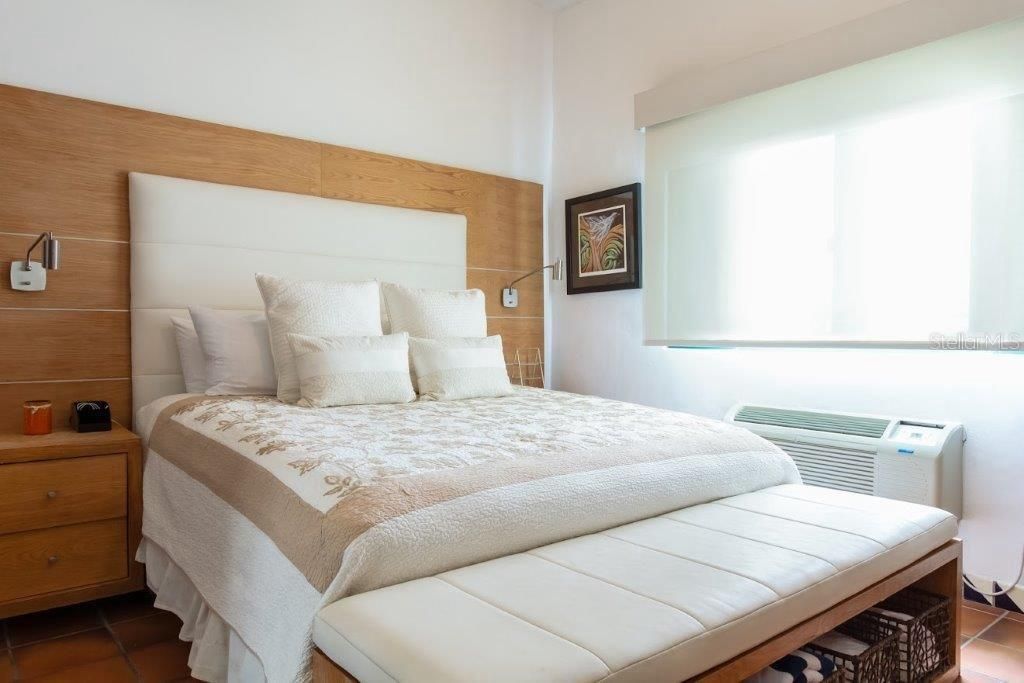 For Rent: $3,500 (2 beds, 2 baths, 1600 Square Feet)