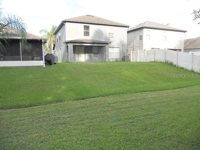 For Sale: $344,900 (5 beds, 2 baths, 2171 Square Feet)