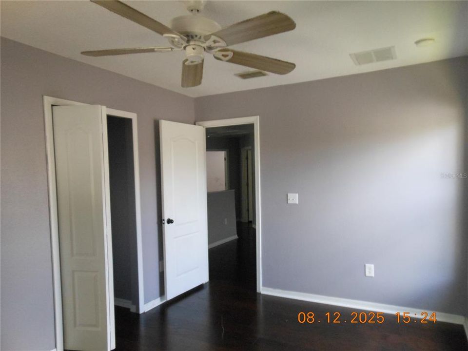 For Sale: $344,900 (5 beds, 2 baths, 2171 Square Feet)