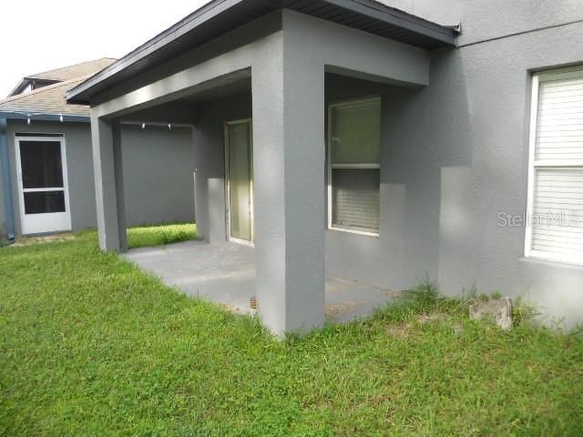 For Sale: $344,900 (5 beds, 2 baths, 2171 Square Feet)