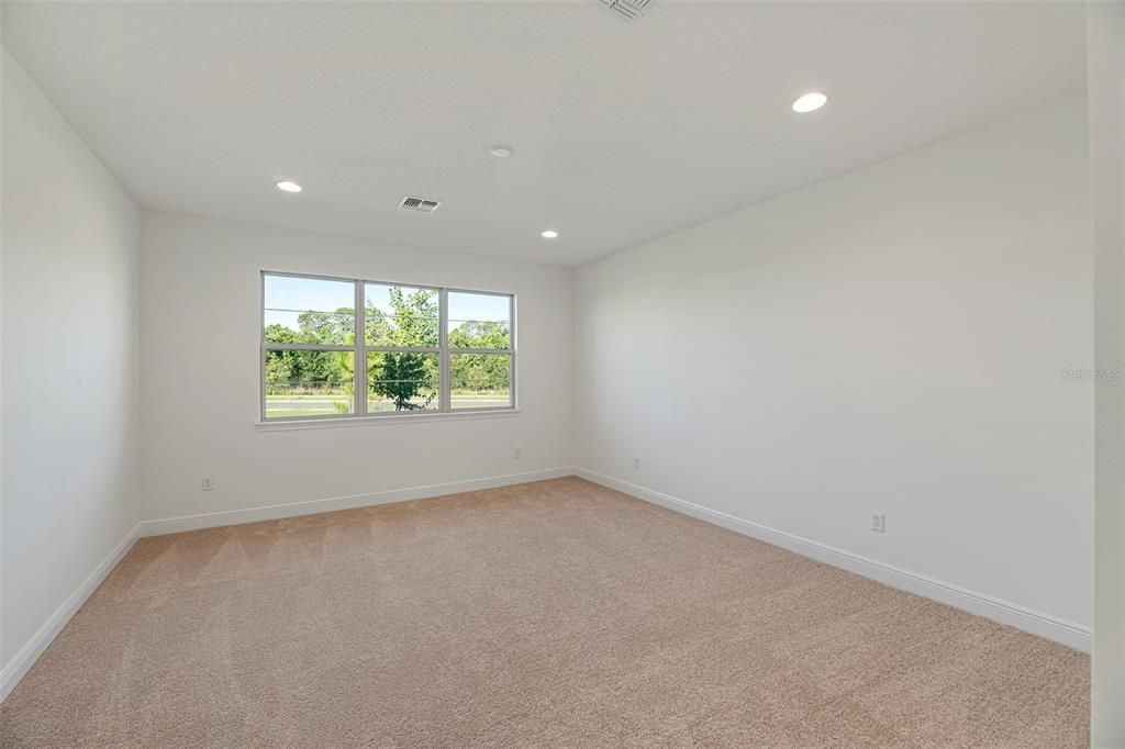 En Venta: $540,000 (5 camas, 3 baños, 2717 Pies cuadrados)