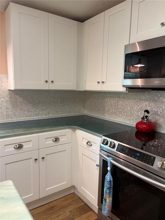 待售: $269,999 (2 贝兹, 2 浴室, 1600 平方英尺)