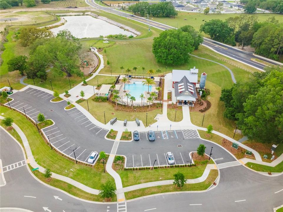 出租: $2,230 (4 贝兹, 2 浴室, 1893 平方英尺)