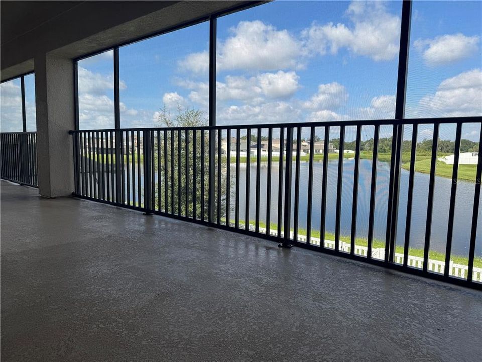 出租: $6,000 (6 贝兹, 4 浴室, 4228 平方英尺)