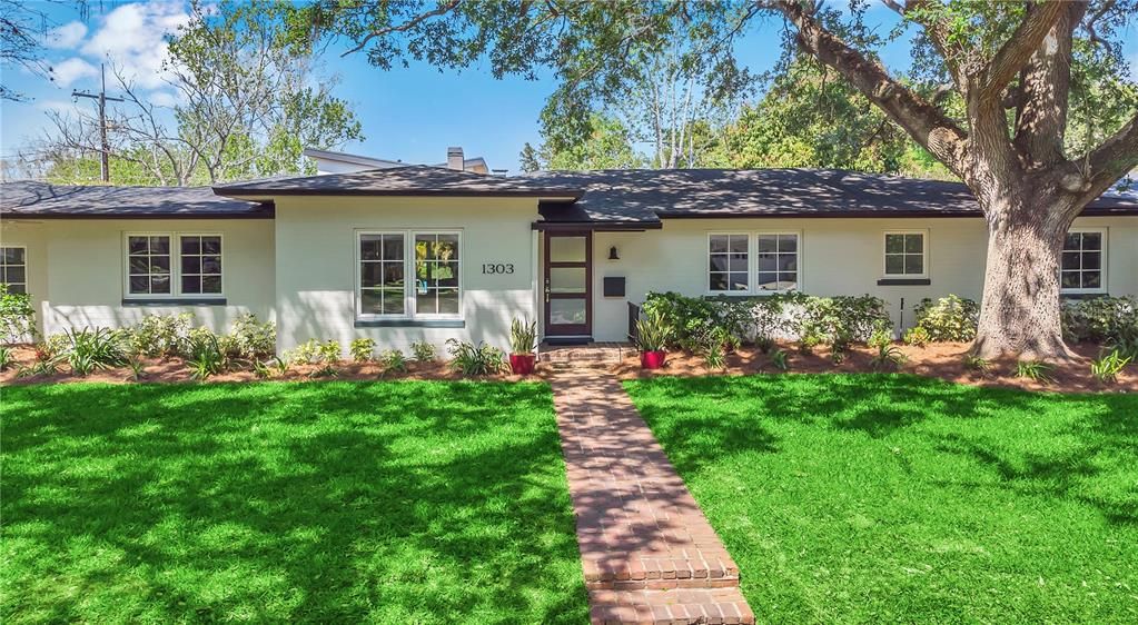 Recently Rented: $6,800 (3 beds, 2 baths, 2016 Square Feet)