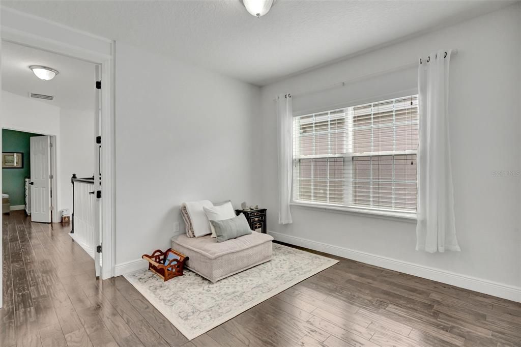 待售: $598,800 (4 贝兹, 2 浴室, 2077 平方英尺)