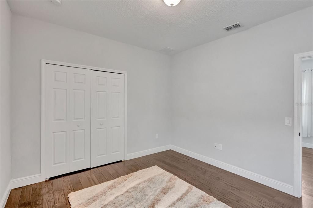 待售: $598,800 (4 贝兹, 2 浴室, 2077 平方英尺)