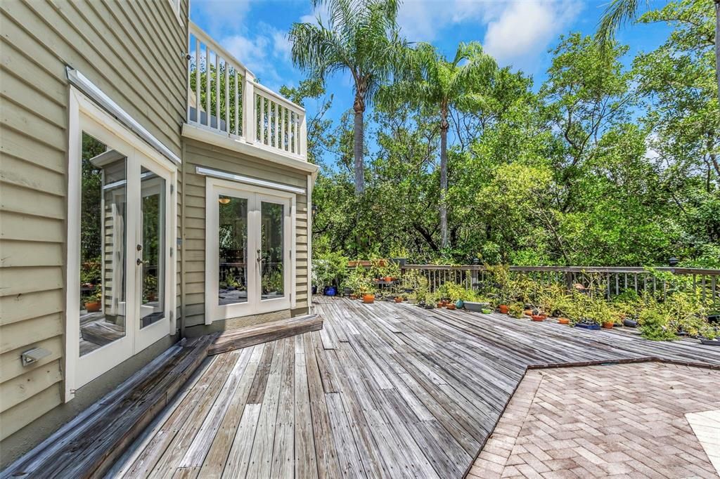 For Sale: $1,499,000 (5 beds, 4 baths, 3808 Square Feet)