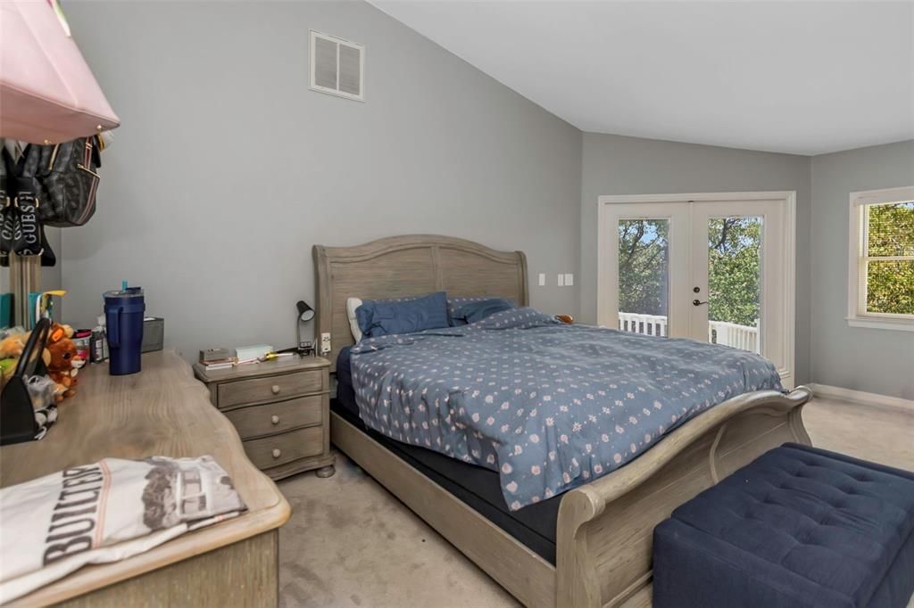 For Sale: $1,499,000 (5 beds, 4 baths, 3808 Square Feet)