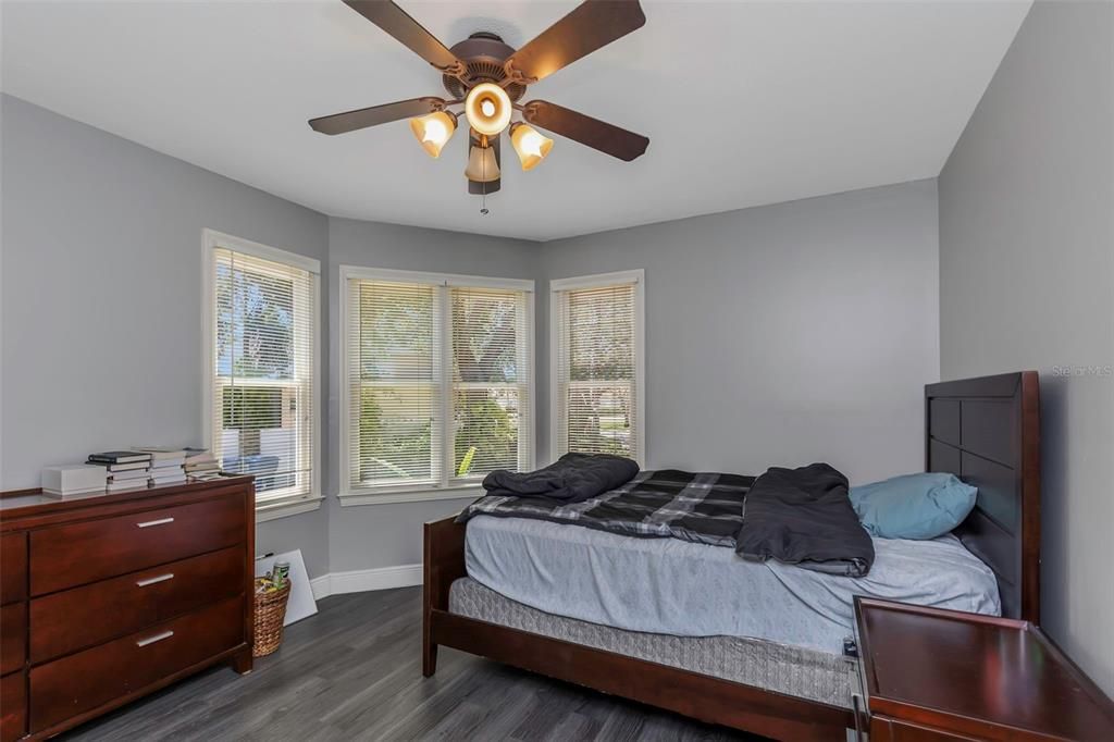 For Sale: $1,499,000 (5 beds, 4 baths, 3808 Square Feet)