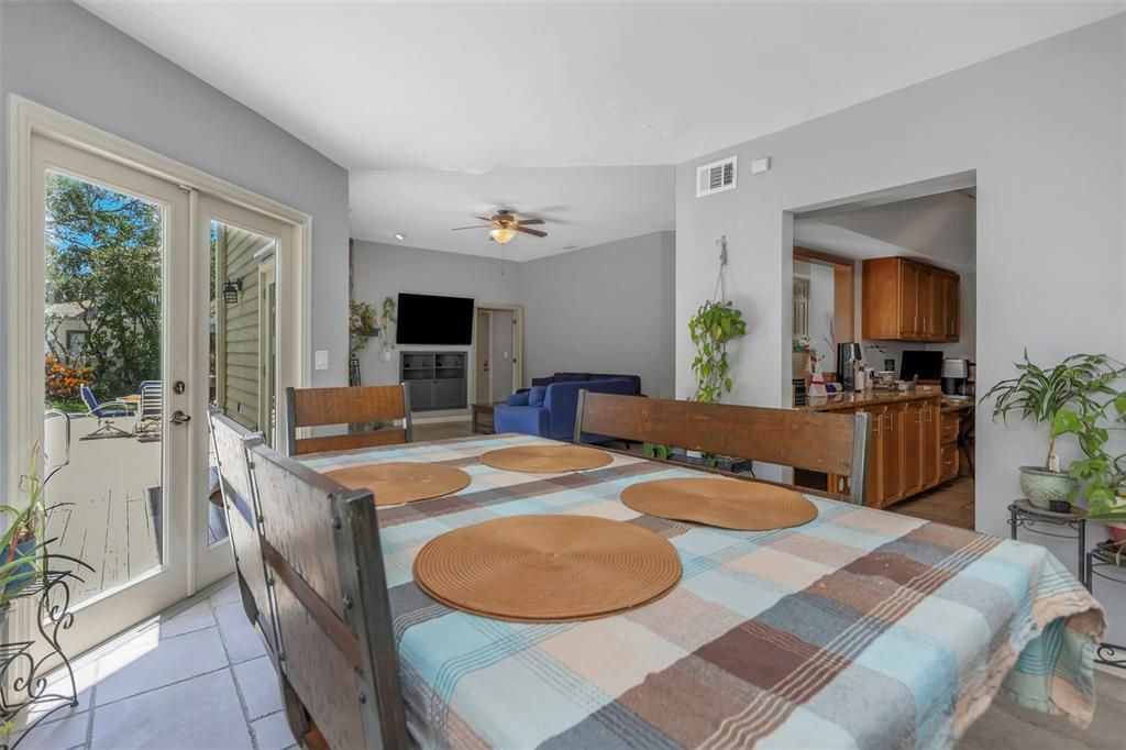 For Sale: $1,499,000 (5 beds, 4 baths, 3808 Square Feet)