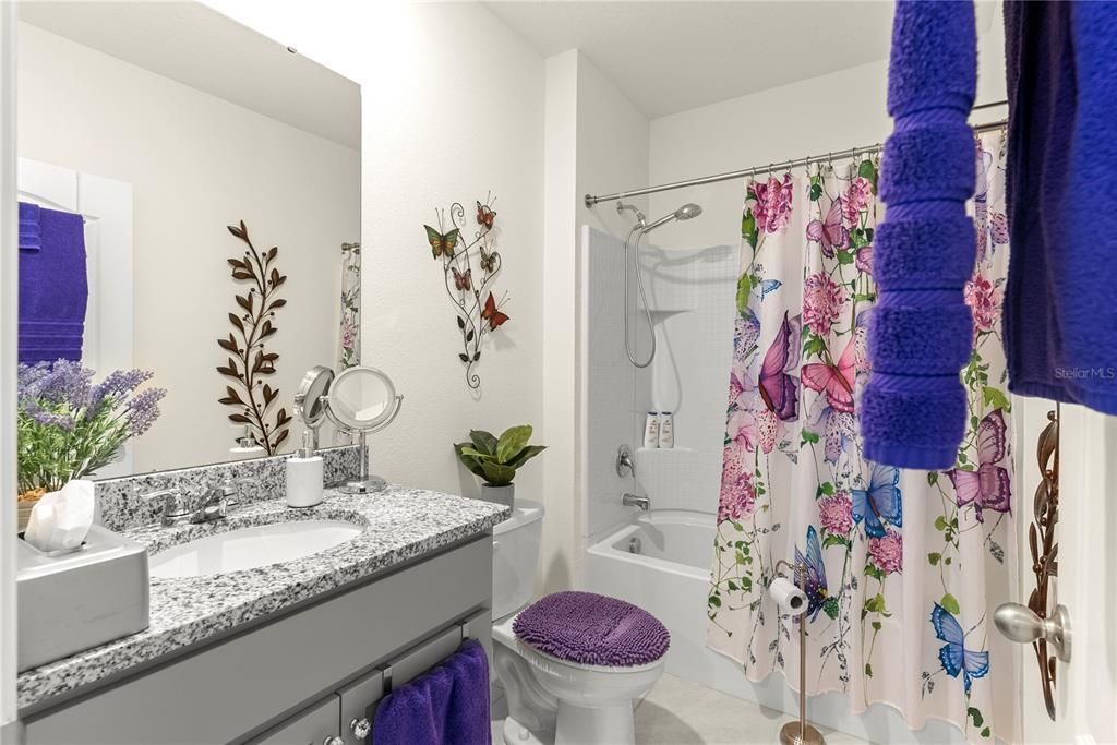 Active With Contract: $399,900 (3 beds, 2 baths, 1851 Square Feet)