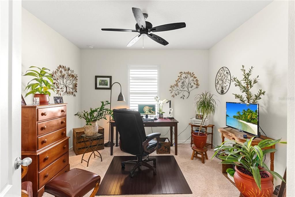 Active With Contract: $399,900 (3 beds, 2 baths, 1851 Square Feet)