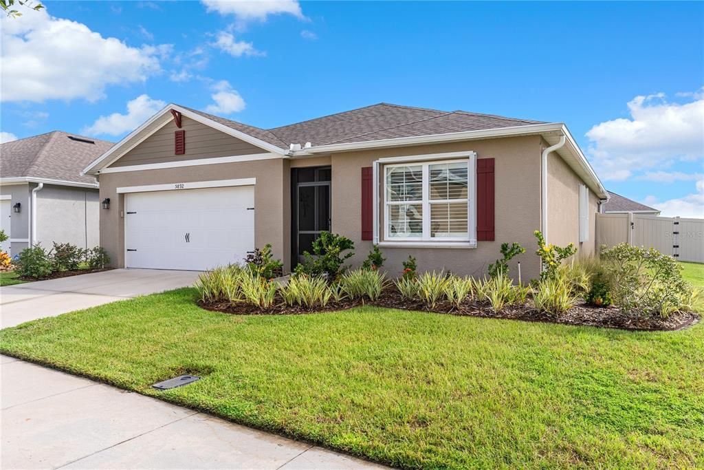 Active With Contract: $399,900 (3 beds, 2 baths, 1851 Square Feet)