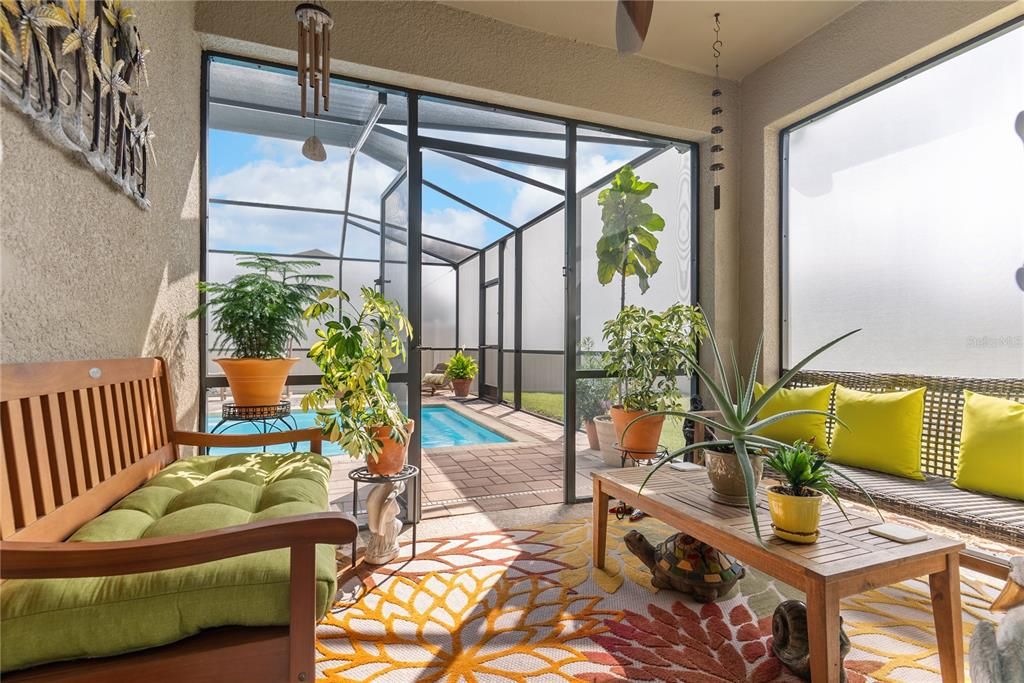 Active With Contract: $399,900 (3 beds, 2 baths, 1851 Square Feet)