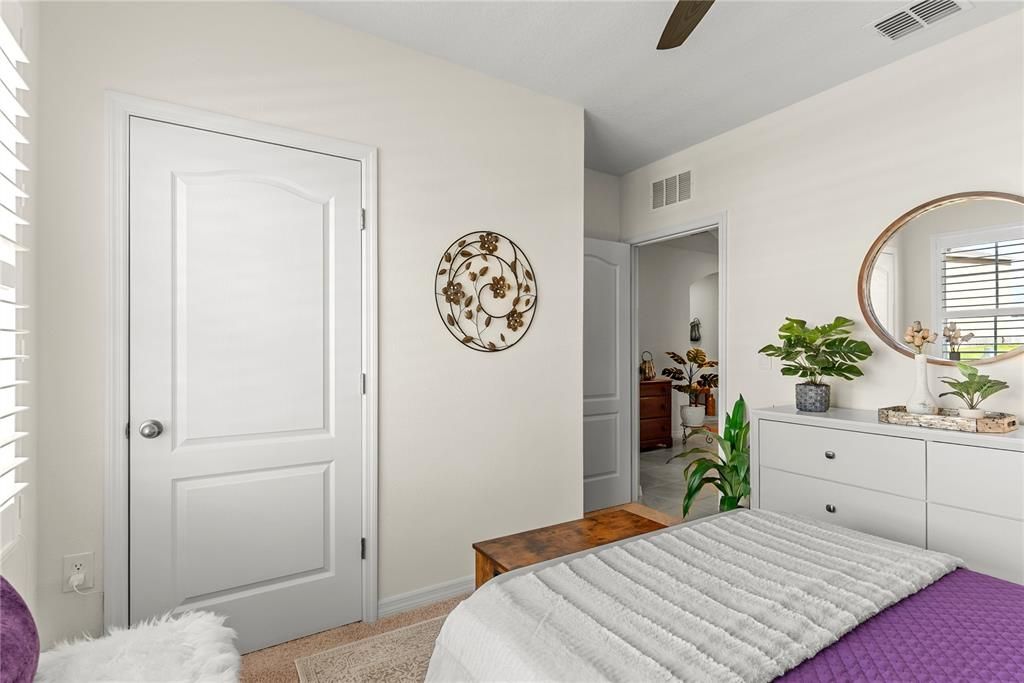 Active With Contract: $399,900 (3 beds, 2 baths, 1851 Square Feet)