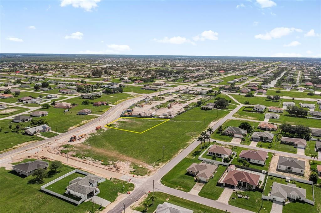 待售: $280,000 (0.51 acres)