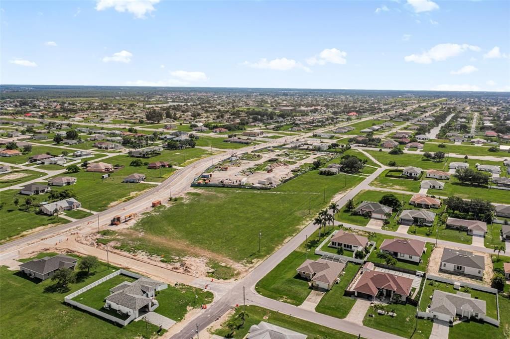 待售: $280,000 (0.51 acres)