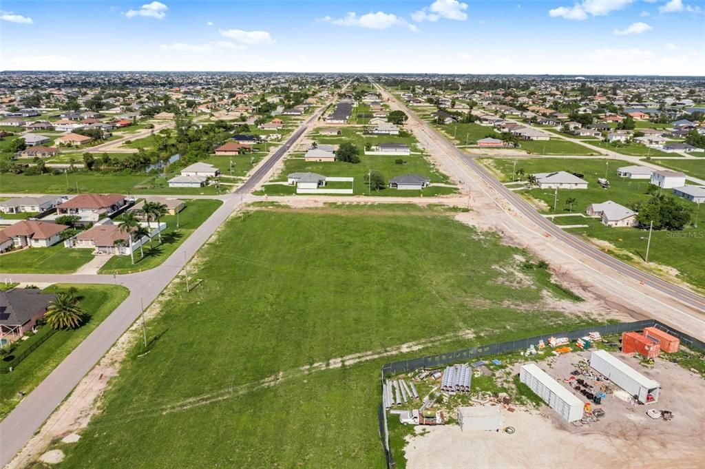 待售: $280,000 (0.51 acres)