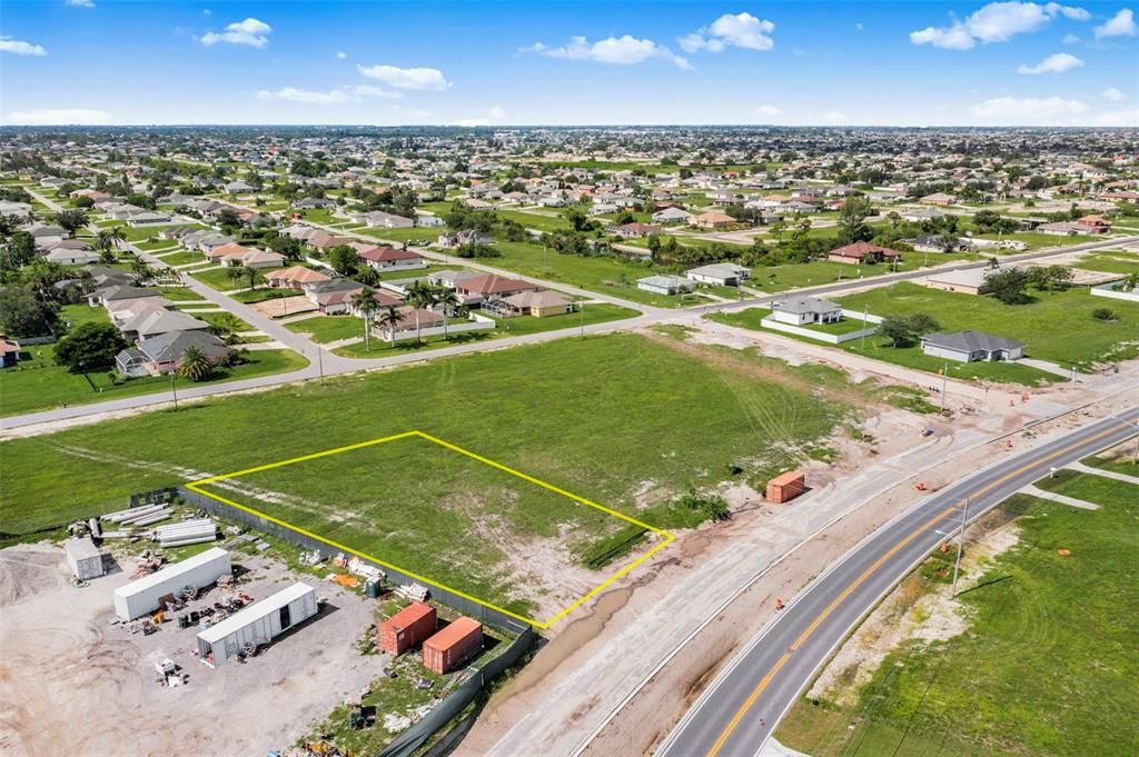 待售: $280,000 (0.51 acres)