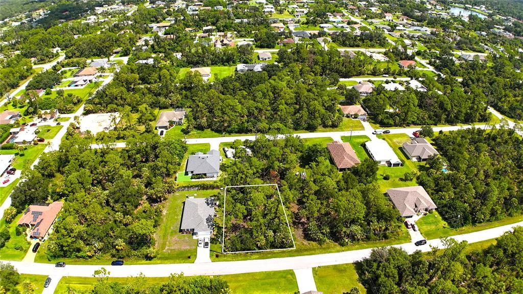 合同活跃: $14,000 (0.23 acres)