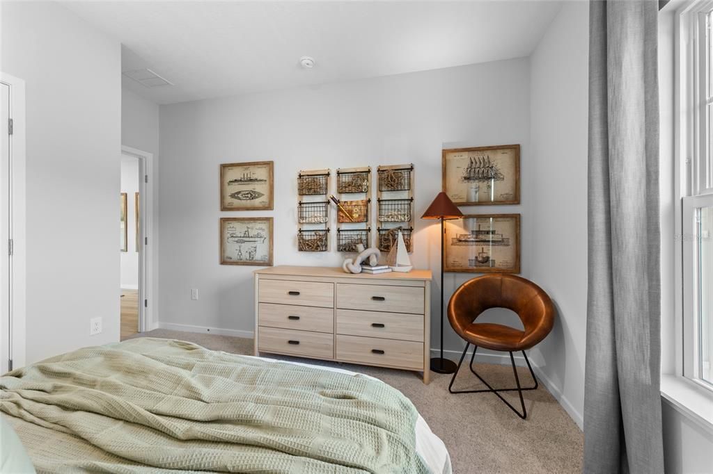 Под контрактом: $530,990 (3 спален, 3 ванн, 2470 Квадратных фут)