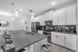 На продажу: $490,000 (4 спален, 3 ванн, 1914 Квадратных фут)