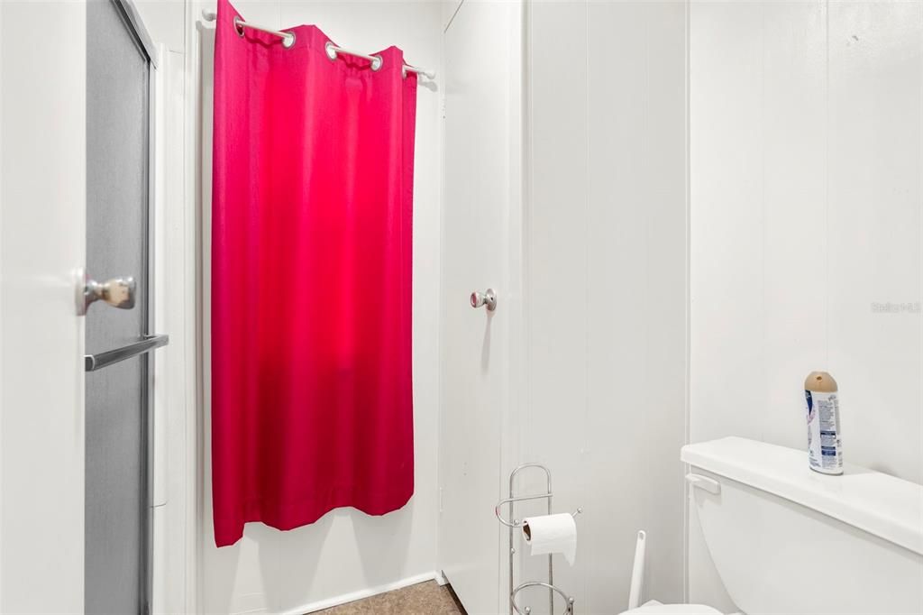 Active With Contract: $163,900 (2 beds, 2 baths, 1181 Square Feet)