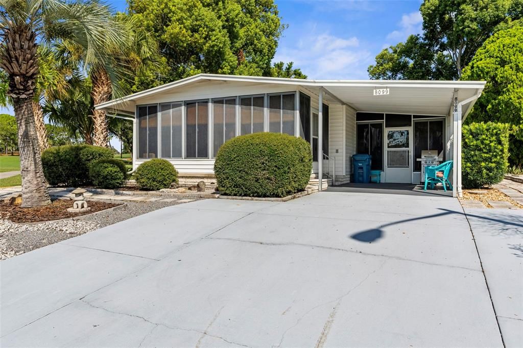 Active With Contract: $163,900 (2 beds, 2 baths, 1181 Square Feet)