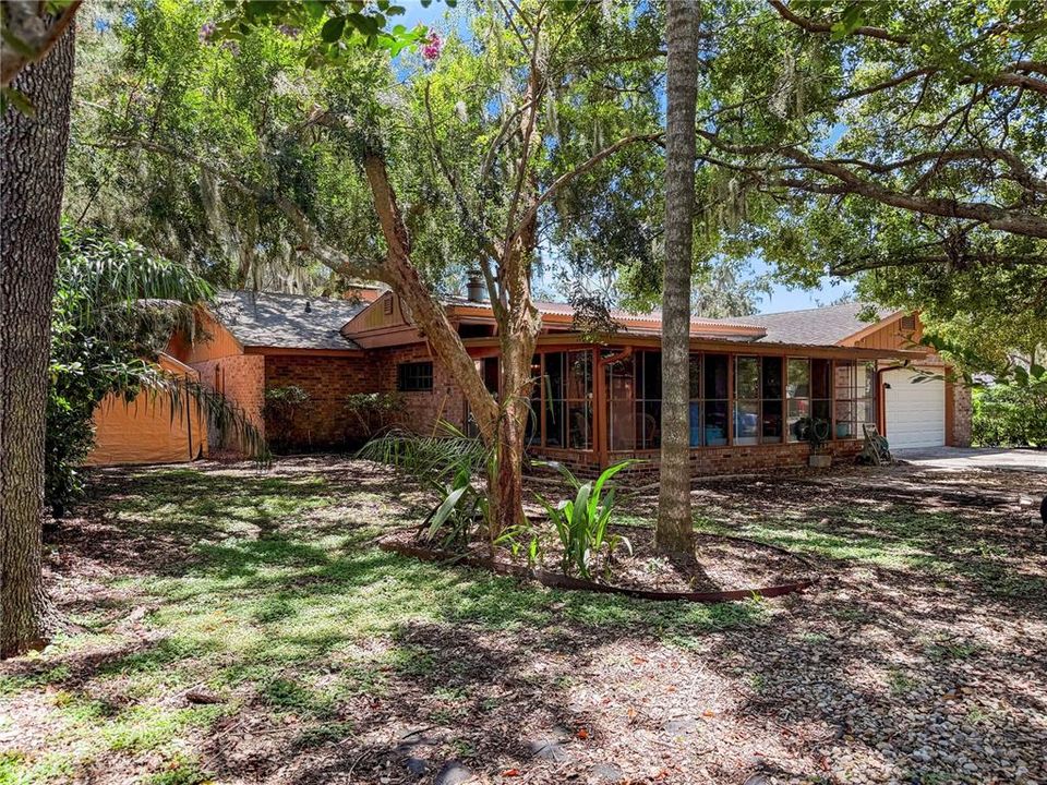 For Sale: $450,000 (3 beds, 2 baths, 2366 Square Feet)