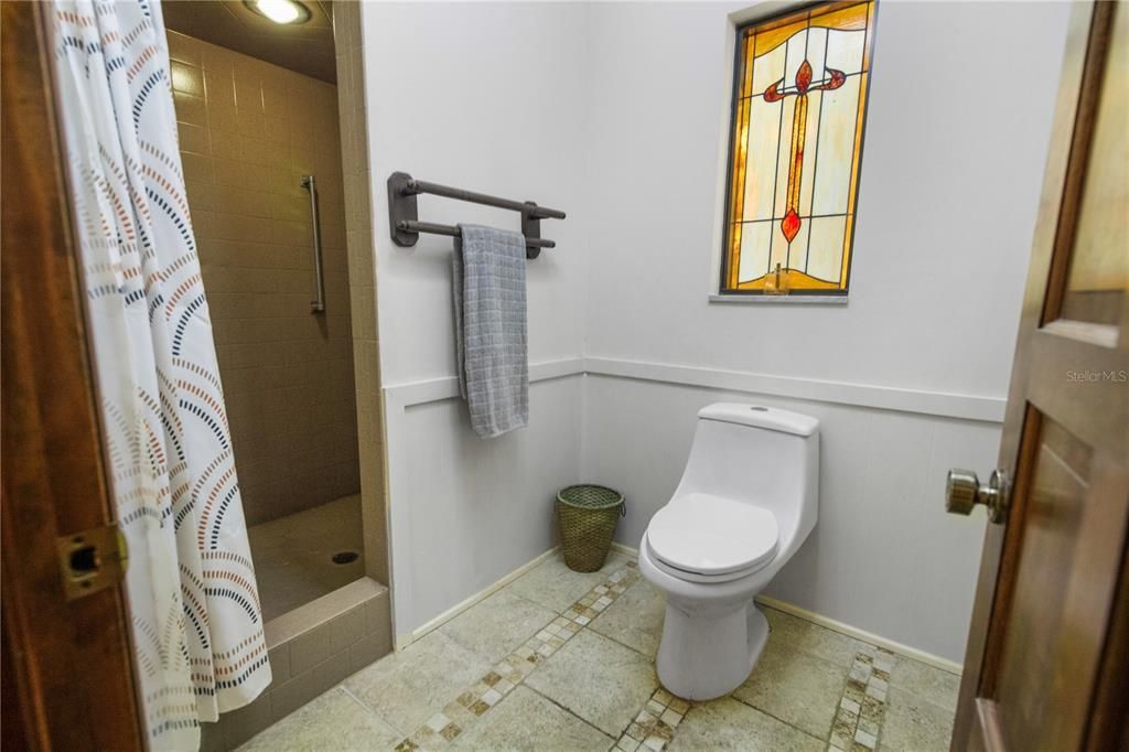 For Sale: $450,000 (3 beds, 2 baths, 2366 Square Feet)