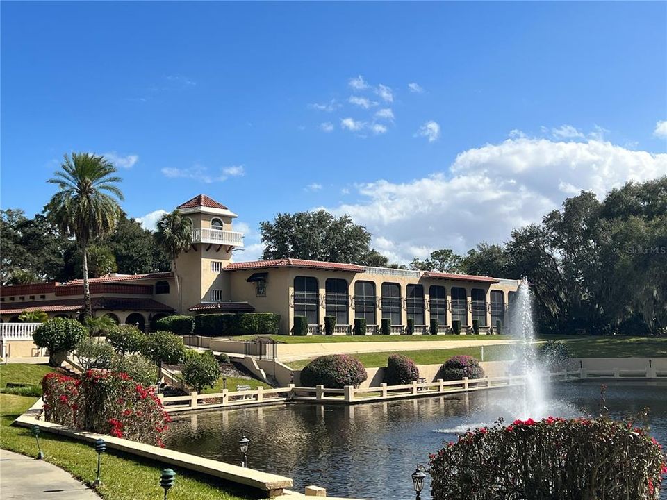 For Sale: $450,000 (3 beds, 2 baths, 2366 Square Feet)