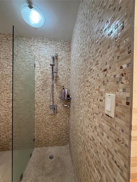 For Sale: $699,000 (3 beds, 2 baths, 2050 Square Feet)