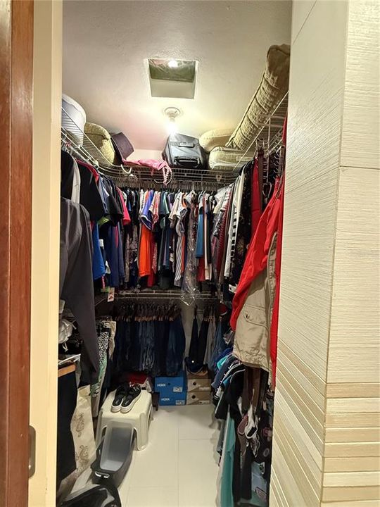 For Sale: $699,000 (3 beds, 2 baths, 2050 Square Feet)