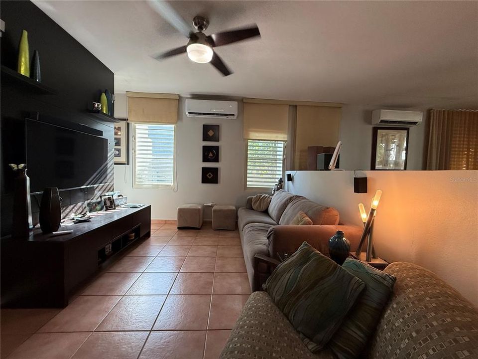 For Sale: $699,000 (3 beds, 2 baths, 2050 Square Feet)